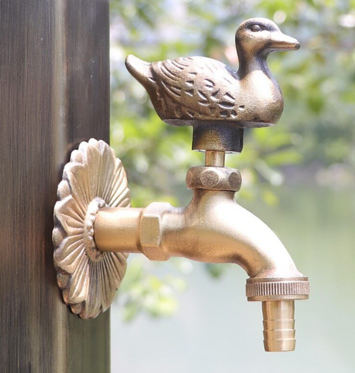 brass-faucet