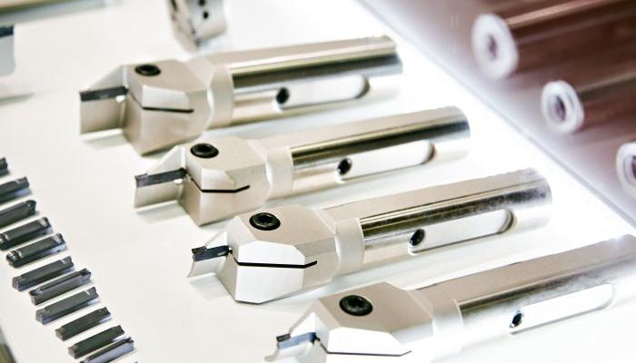 lathe-cutters-for-parting-off-and-grooving