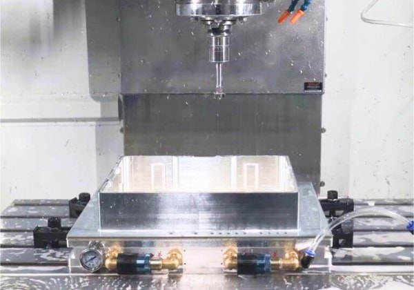 CNC-Milling-Aluminum-Box-mill-aluminum