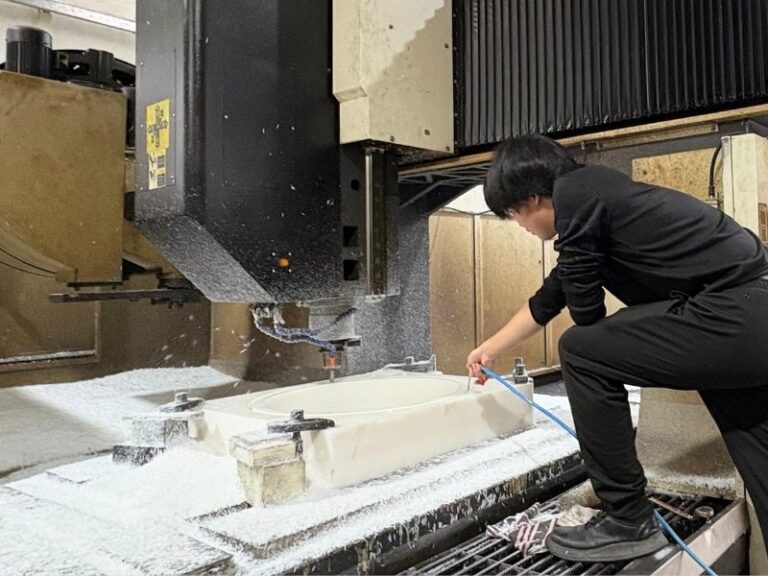large-parts-cnc-machined-POM-component-scene-quantity-1
