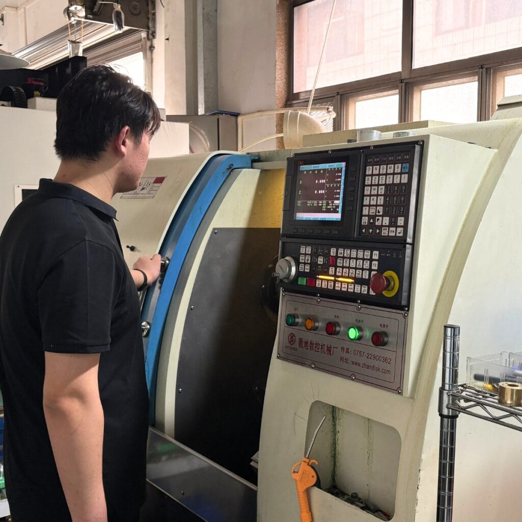 h62-brass-part-turning-operation-site