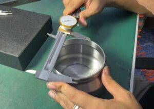 420-steel-turning-cnc-machining-base-small-batch