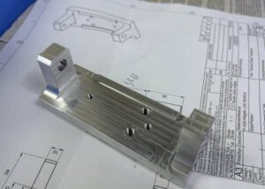 High-quality CNC machining of 316 stainless steel electronic components in small batch