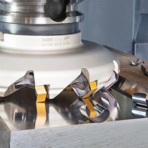 Face milling in automotive industry for flat surface finishing