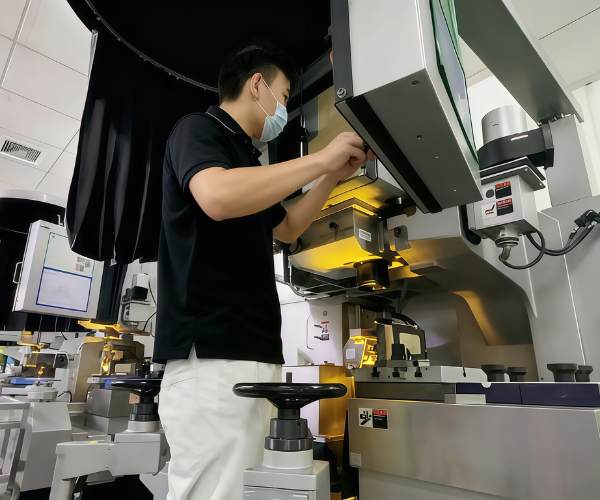 Precision surface grinding and finishing for smooth, flat components