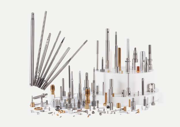 Precision CNC machine parts metal shafts by TiRapid factory