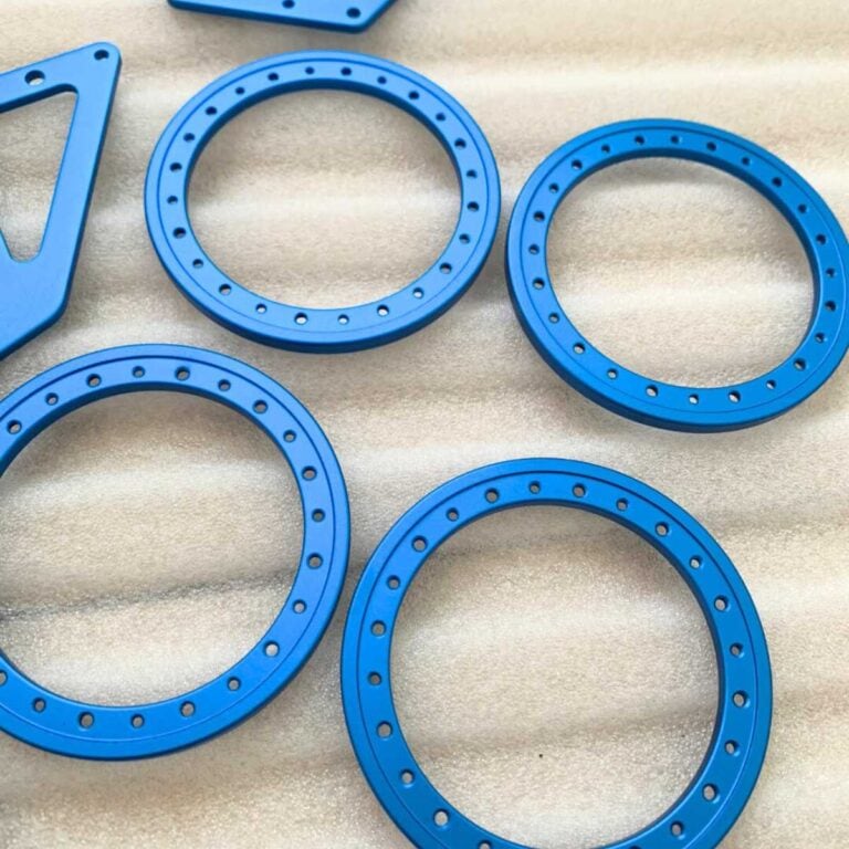 Blue anodized aluminum 7075 alloy automotive parts with high strength and corrosion resistance