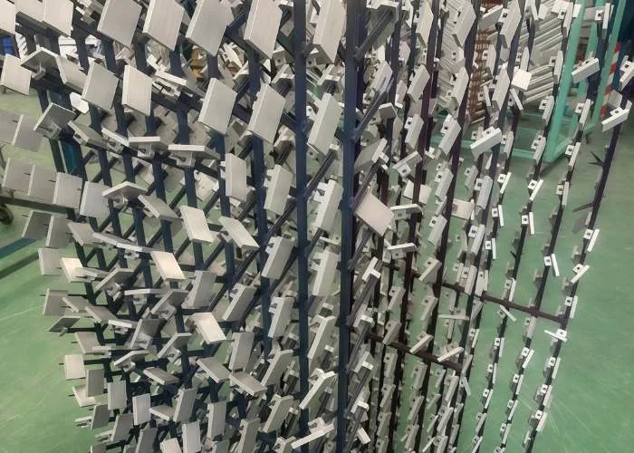 CNC machined anodized aluminum component with protective oxide layer