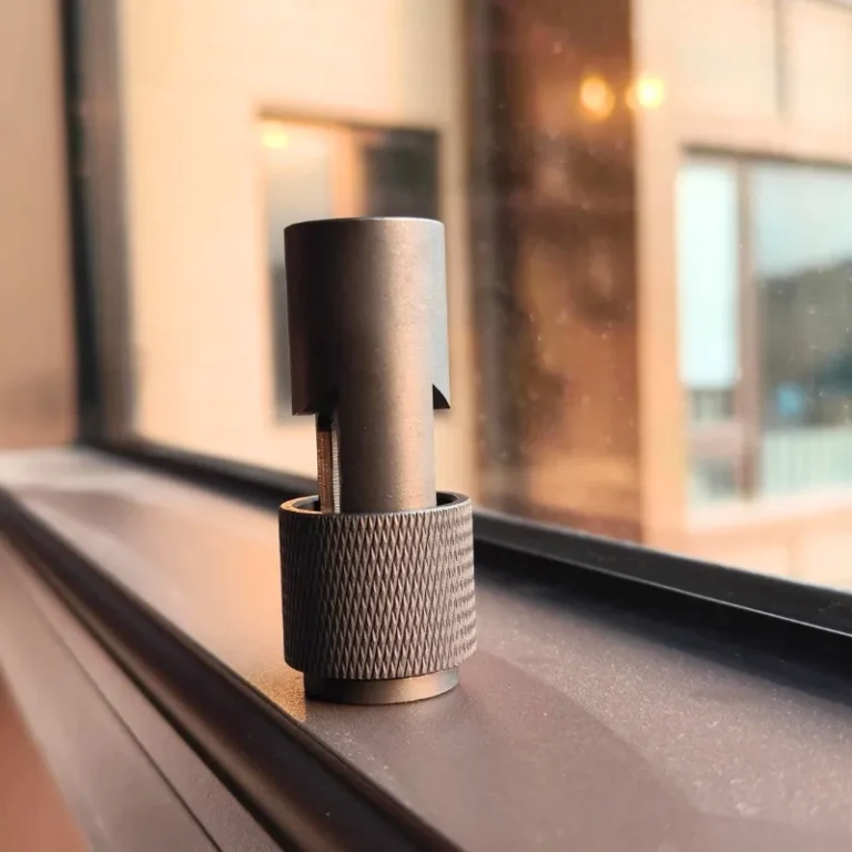 Black phosphate coated steel part with matte surface finish for corrosion resistance and lubrication support