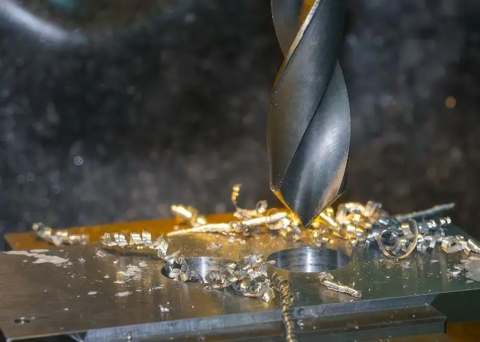 deep hole drilling process using long drill bit in CNC machining