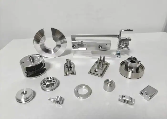 Various precision stainless steel components fabricated through advanced metal machining