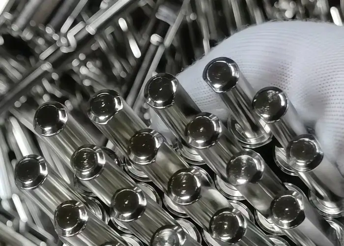 Nickel alloy 200 non ferrous metal used in high temperature industrial applications