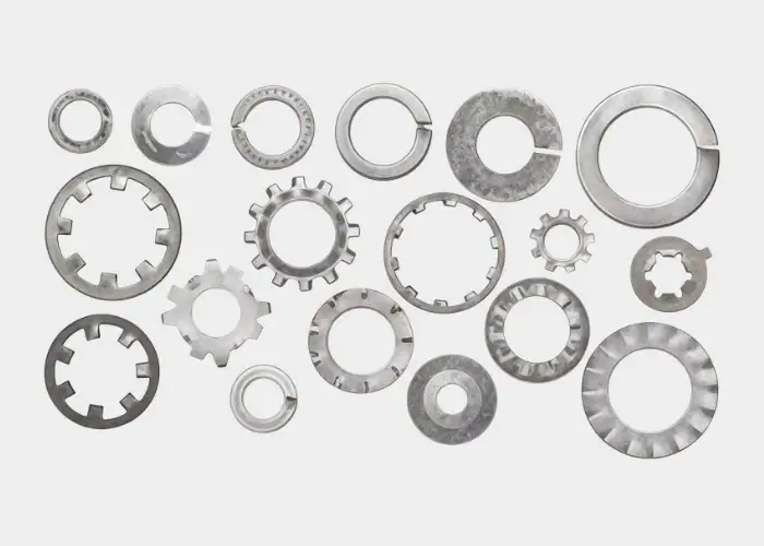 Flat washer fastener for pressure distribution