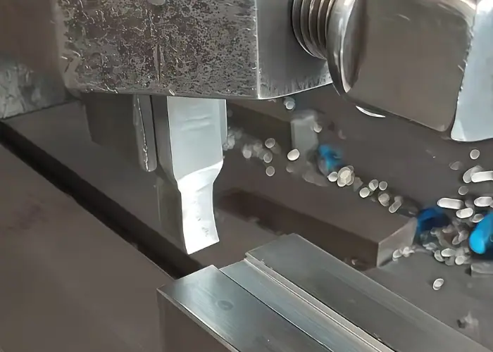 Rake angle mechanical machining process in precision metal cutting