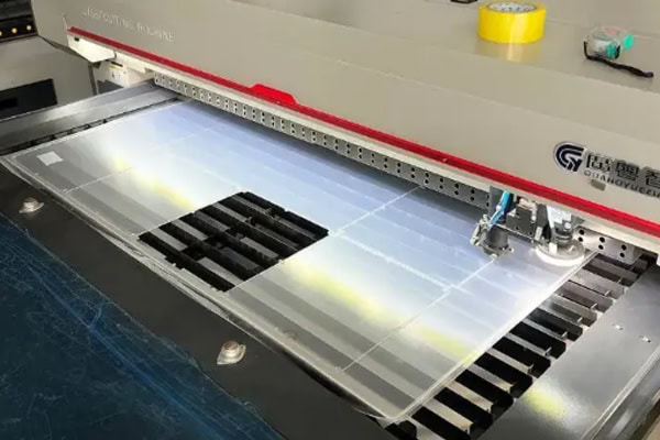 CNC blanking of transparent plastic sheets