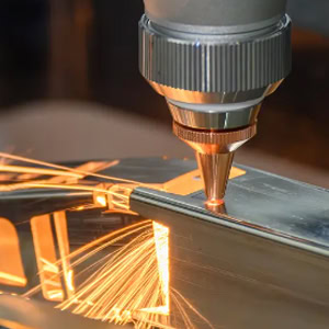 Cutting square stainless steel pipes
