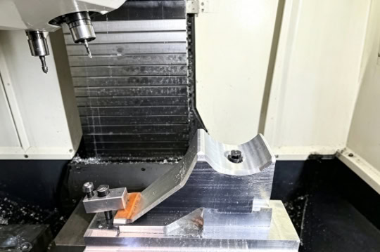 How is Automation Achieved in CNC Machining of Plastics?