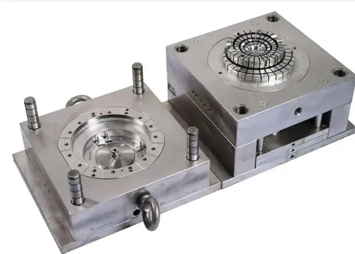 Precision plastic injection mold tooling with core and cavity components