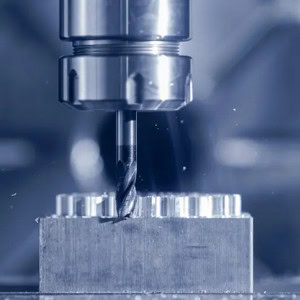 Machining steel turbine parts